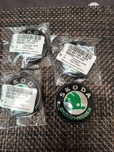 Genuine skodas alloy wheel hub - skodas,